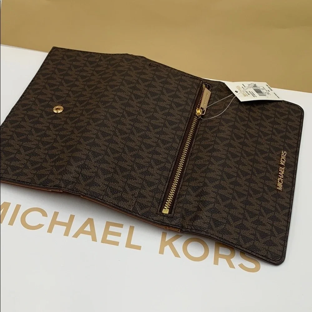 Michael Kors Michael Kors Jet Set Travel Trifold - Picture 12 of 16
